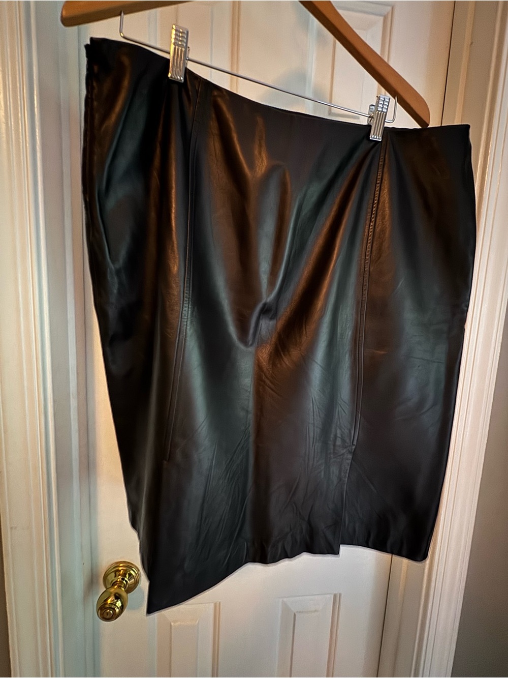 Vintage Talbots Black  100% Leather Skirt - Picture 2 of 5